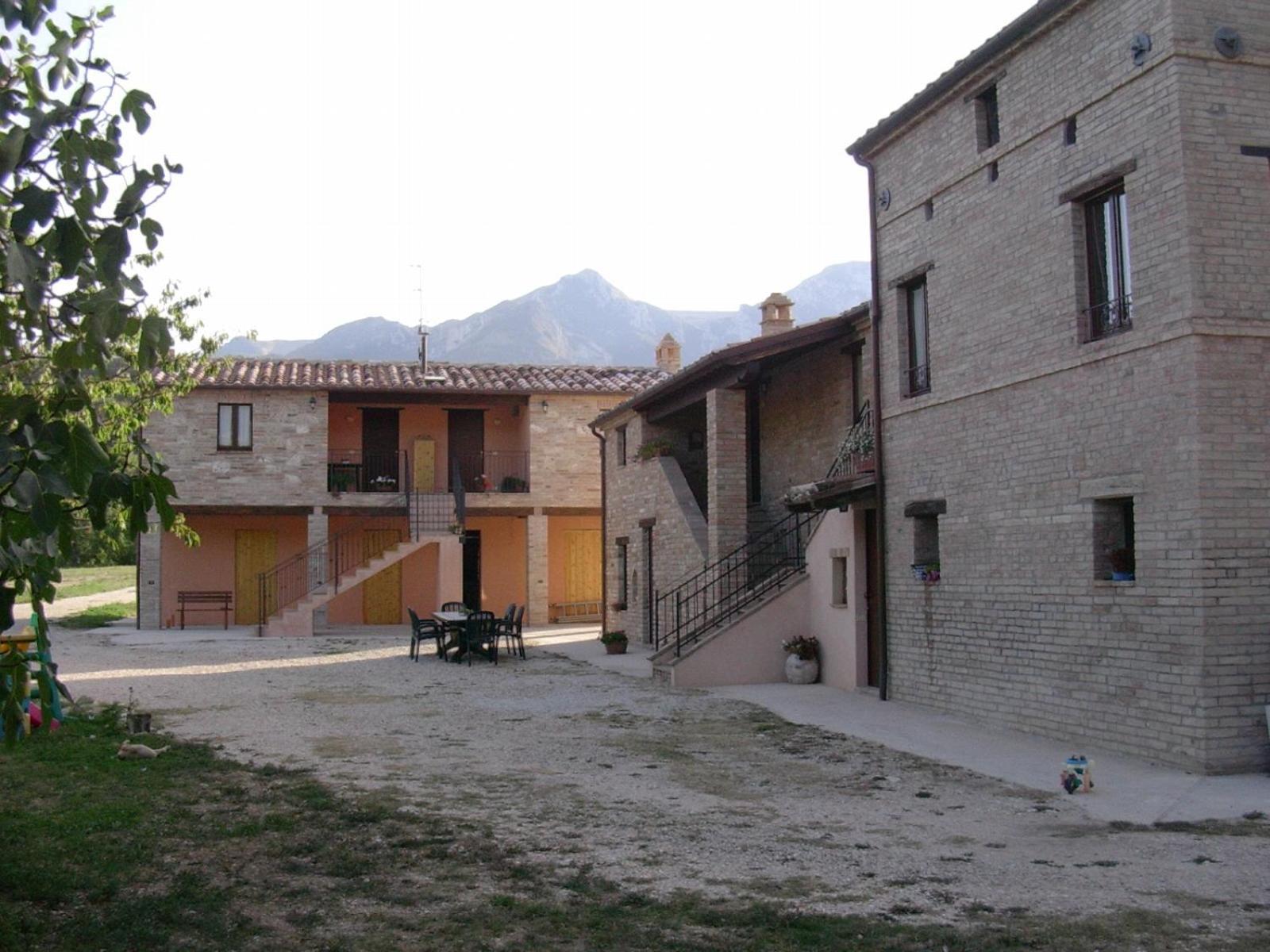 Antica Dimora Pension Sarnano Buitenkant foto