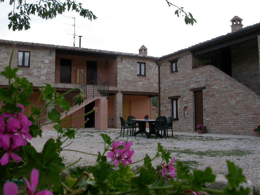 Antica Dimora Pension Sarnano Buitenkant foto