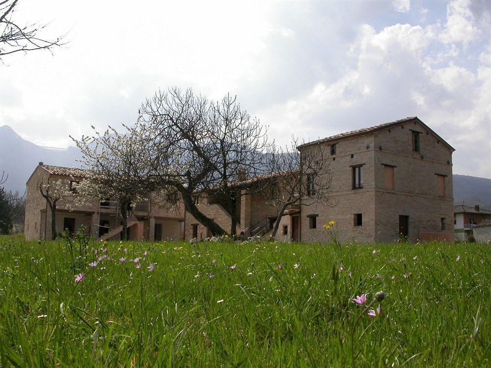 Antica Dimora Pension Sarnano Buitenkant foto