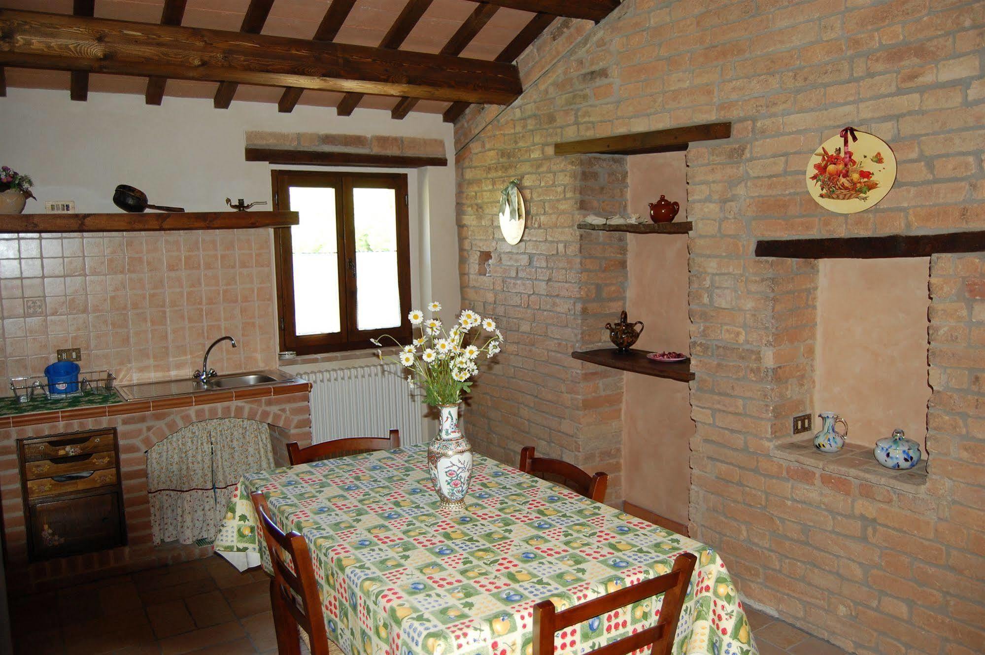 Antica Dimora Pension Sarnano Buitenkant foto