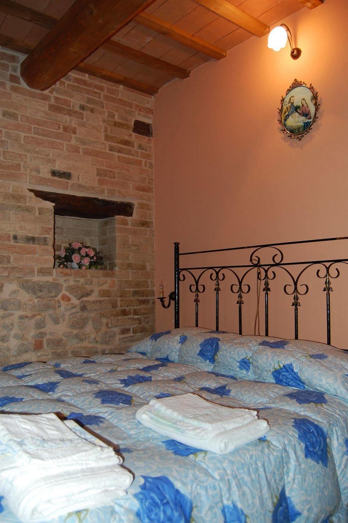 Antica Dimora Pension Sarnano Buitenkant foto
